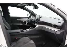 Peugeot 5008 (2022) thumbnail 21