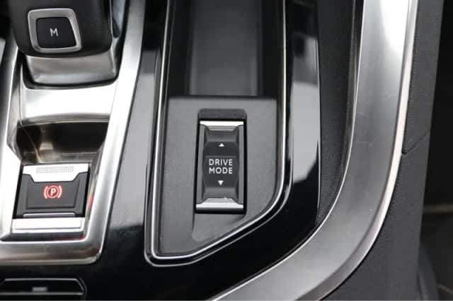 Peugeot 5008 (2022) thumbnail 26