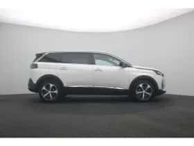 Peugeot 5008 (2022) thumbnail 4
