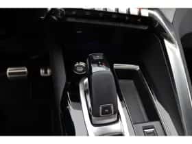 Peugeot 5008 (2022) thumbnail 37