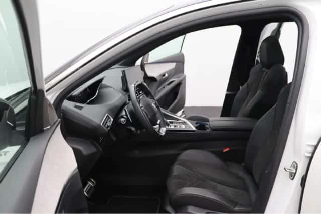 Peugeot 5008 (2022) thumbnail 42