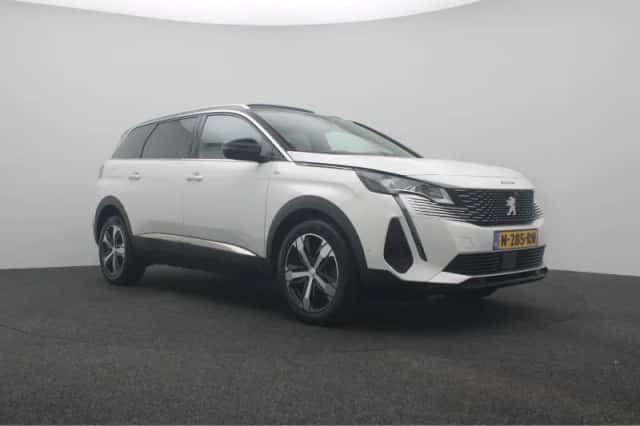 Peugeot 5008 (2022) thumbnail 6