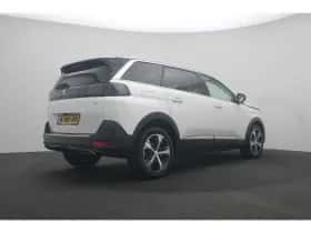 Peugeot 5008 (2022) thumbnail 9