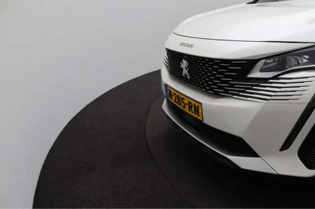 Peugeot 5008 (2022) thumbnail 10
