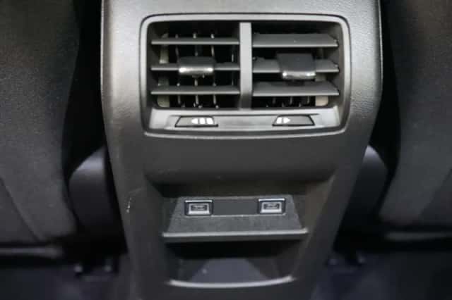 Peugeot 308 (2024) thumbnail 28