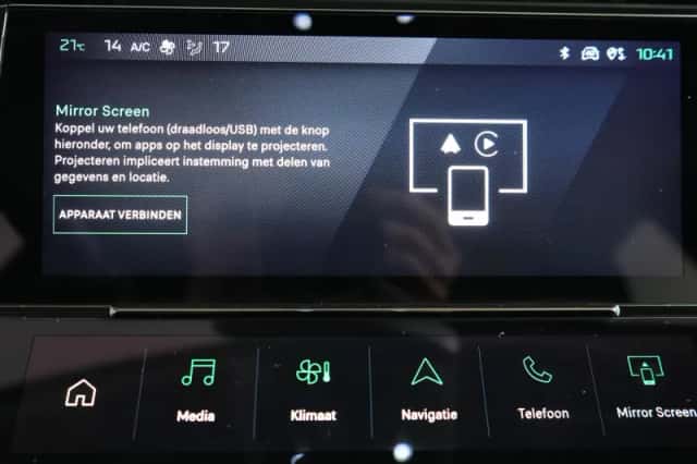 Peugeot 308 (2024) thumbnail 17