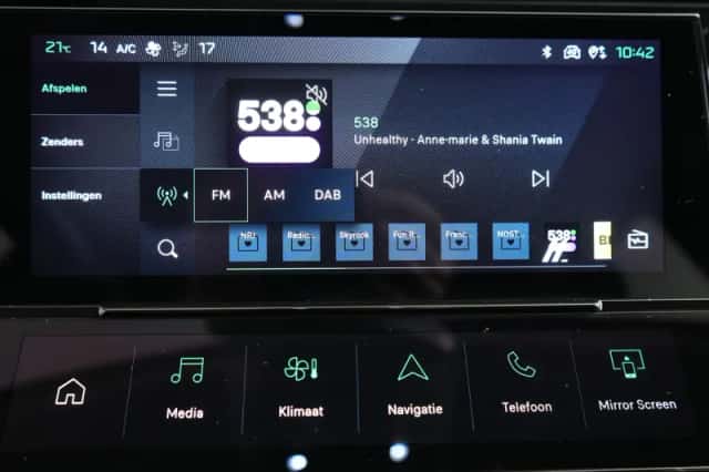 Peugeot 308 (2024) thumbnail 18