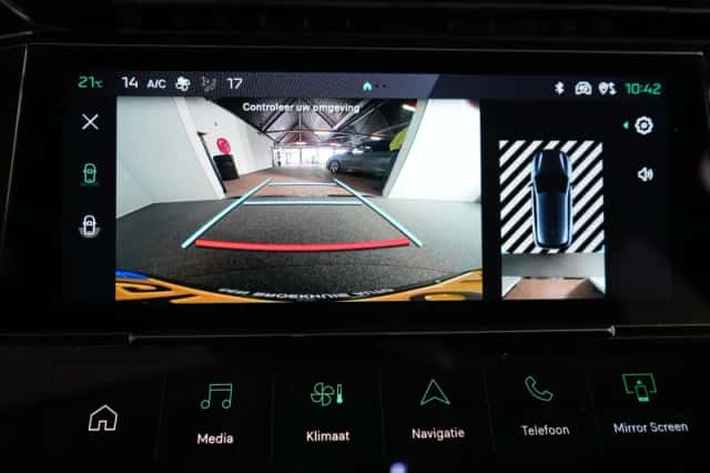 Peugeot 308 (2024) thumbnail 19