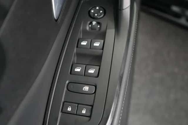 Peugeot 308 (2024) thumbnail 26