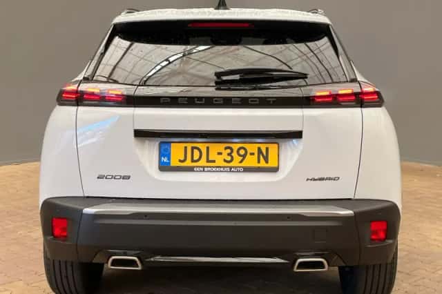 Peugeot 2008 (2025) thumbnail 12