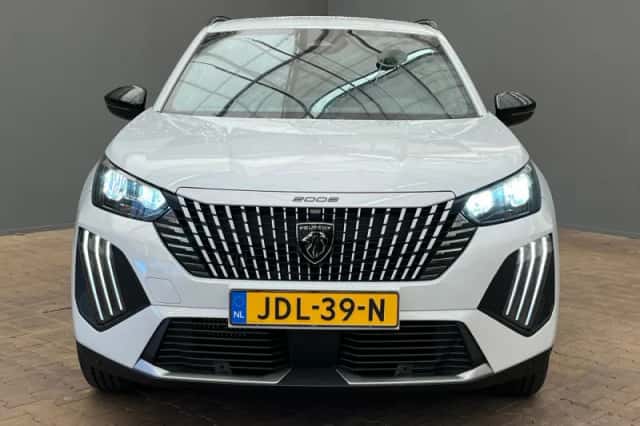Peugeot 2008 (2025) thumbnail 6