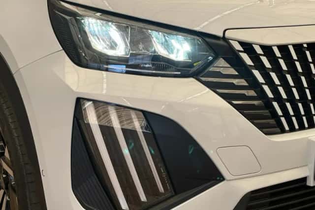 Peugeot 2008 (2025) thumbnail 8