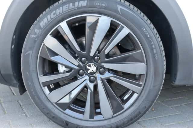 Peugeot 5008 (2024) thumbnail 17