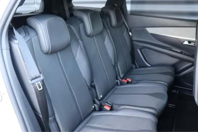 Peugeot 5008 (2024) thumbnail 23