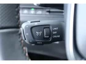 Peugeot 5008 (2024) thumbnail 27