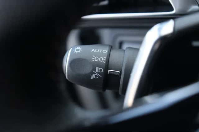 Peugeot 5008 (2024) thumbnail 28