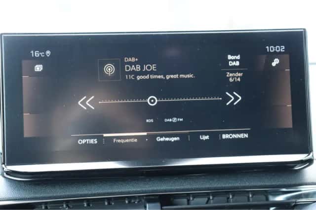 Peugeot 5008 (2024) thumbnail 38