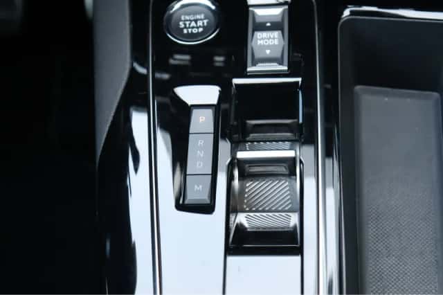 Peugeot 5008 (2024) thumbnail 42