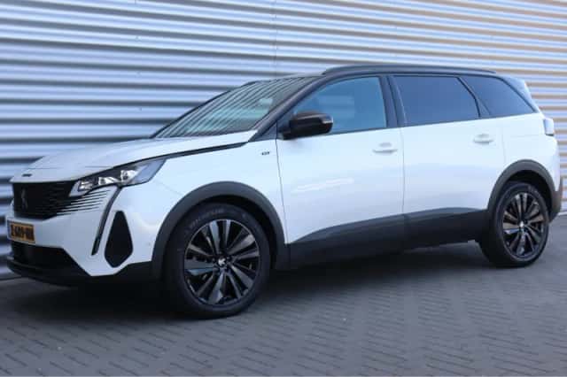 Peugeot 5008 (2024) thumbnail 6
