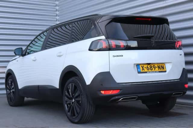 Peugeot 5008 (2024) thumbnail 9