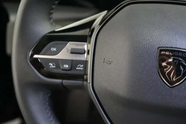 Peugeot 308 (2024) thumbnail 17
