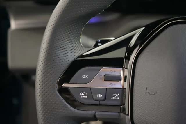 Peugeot 308 (2024) thumbnail 19