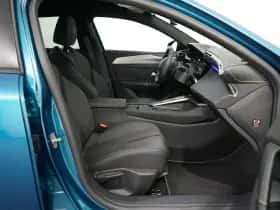 Peugeot 308 (2024) thumbnail 4