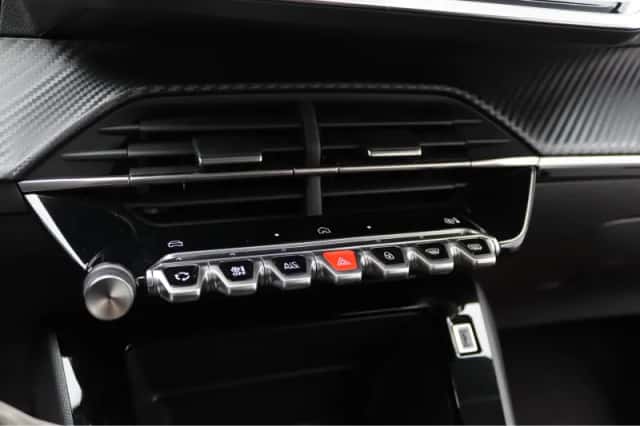 Peugeot 208 (2025) thumbnail 21