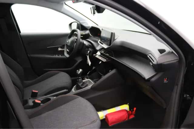 Peugeot 208 (2025) thumbnail 27