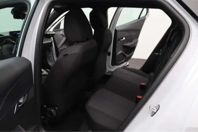 Peugeot 2008 (2025) thumbnail 13