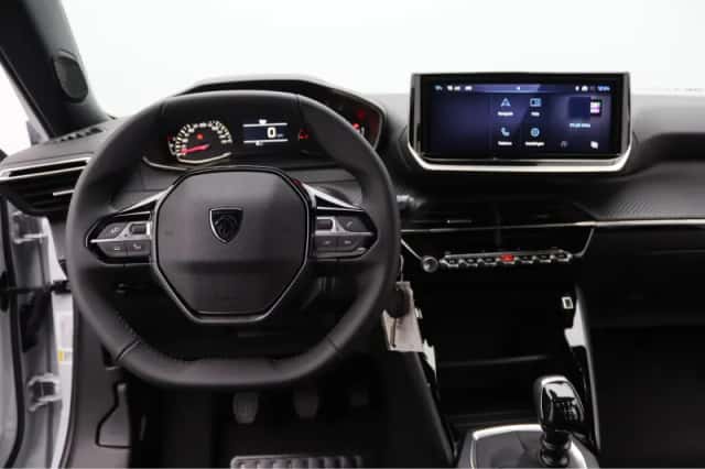 Peugeot 2008 (2025) thumbnail 8