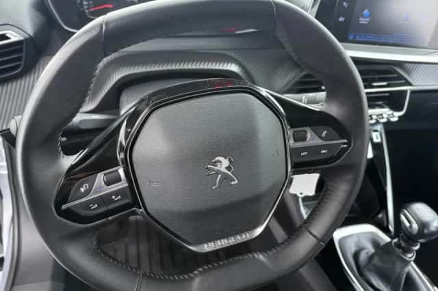 Peugeot 2008 (2022) thumbnail 16