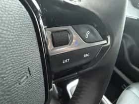 Peugeot 2008 (2022) thumbnail 34