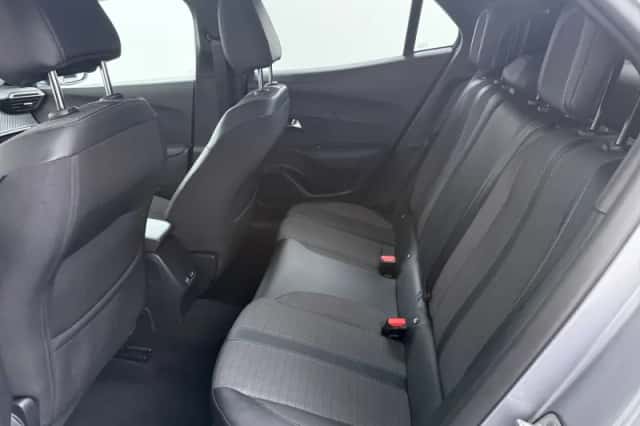Peugeot 2008 (2022) thumbnail 7