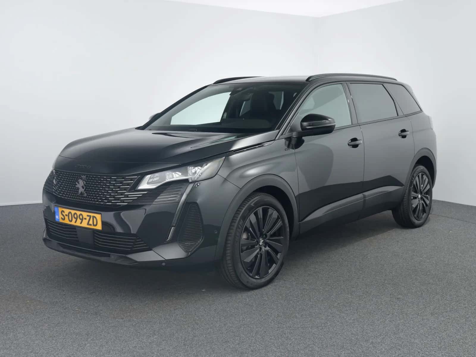 Peugeot 5008 (2023) — foto 1