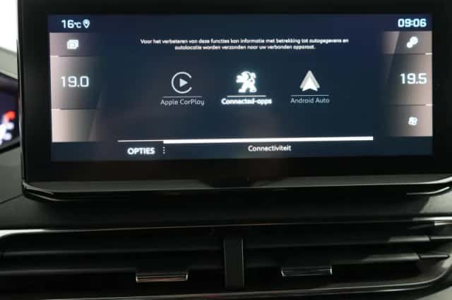Peugeot 5008 (2023) thumbnail 12