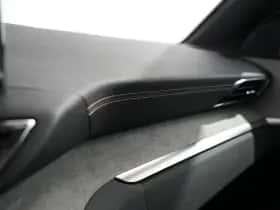 Peugeot 5008 (2023) thumbnail 17