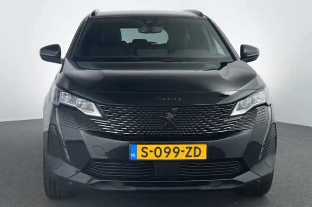 Peugeot 5008 (2023) thumbnail 5