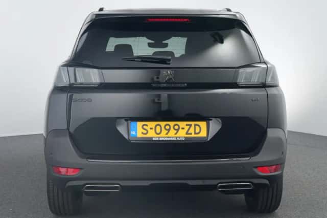 Peugeot 5008 (2023) thumbnail 6