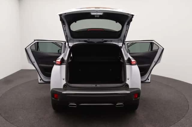 Peugeot 2008 (2024) thumbnail 15