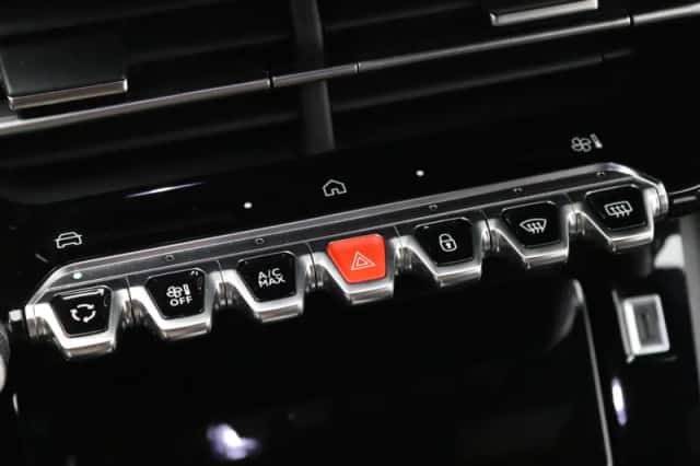 Peugeot 2008 (2024) thumbnail 20