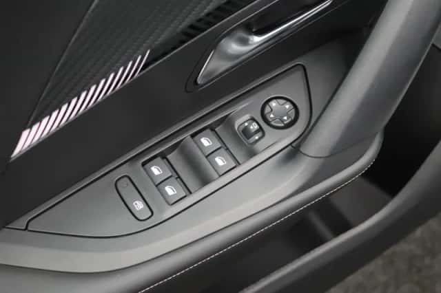 Peugeot 2008 (2024) thumbnail 26