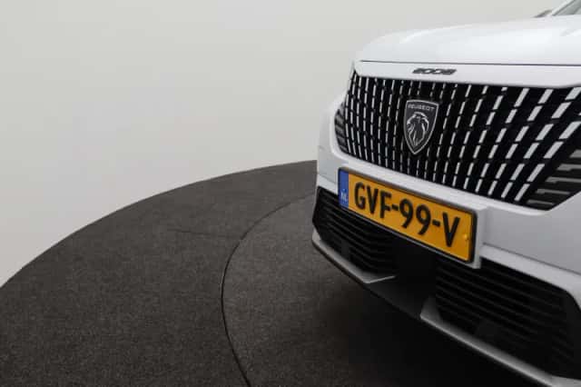 Peugeot 2008 (2024) thumbnail 33
