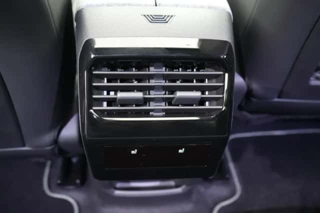 Peugeot e-3008 (2025) thumbnail 33