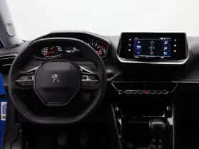 Peugeot 2008 (2022) thumbnail 3