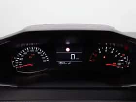 Peugeot 2008 (2022) thumbnail 4