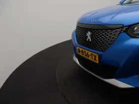 Peugeot 2008 (2022) thumbnail 35