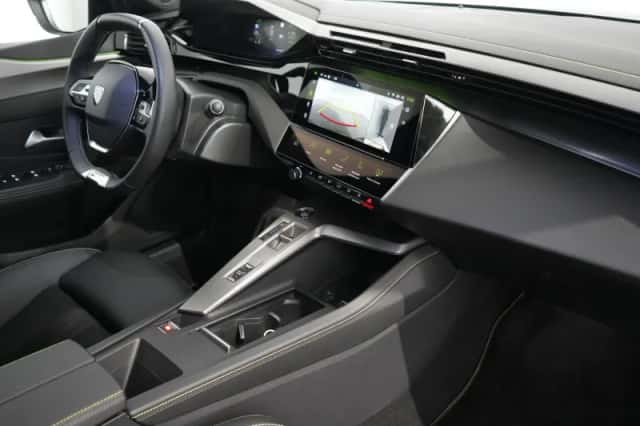 Peugeot 308 (2025) thumbnail 3