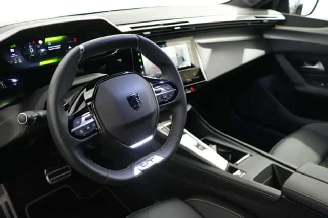 Peugeot 308 (2025) thumbnail 8