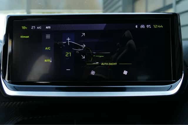 Peugeot 208 (2025) thumbnail 31